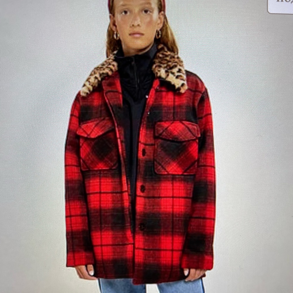 Les Coyotes De Paris Coat Size 14 NWOT Red Plaid Leopard Collar